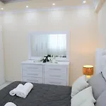 Raina Luxury Berat