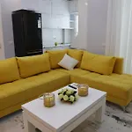Raina Luxury Lägenhet Berat