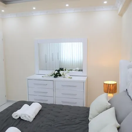Raina Luxury Berati