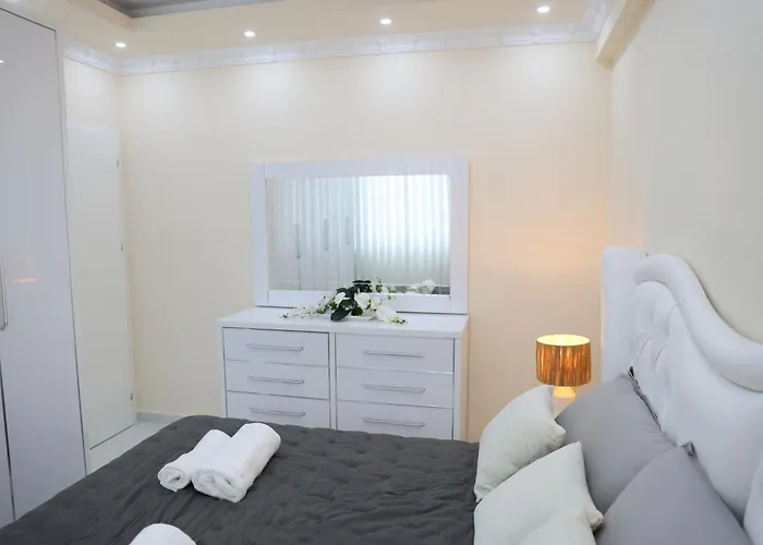 Raina Luxury Berat